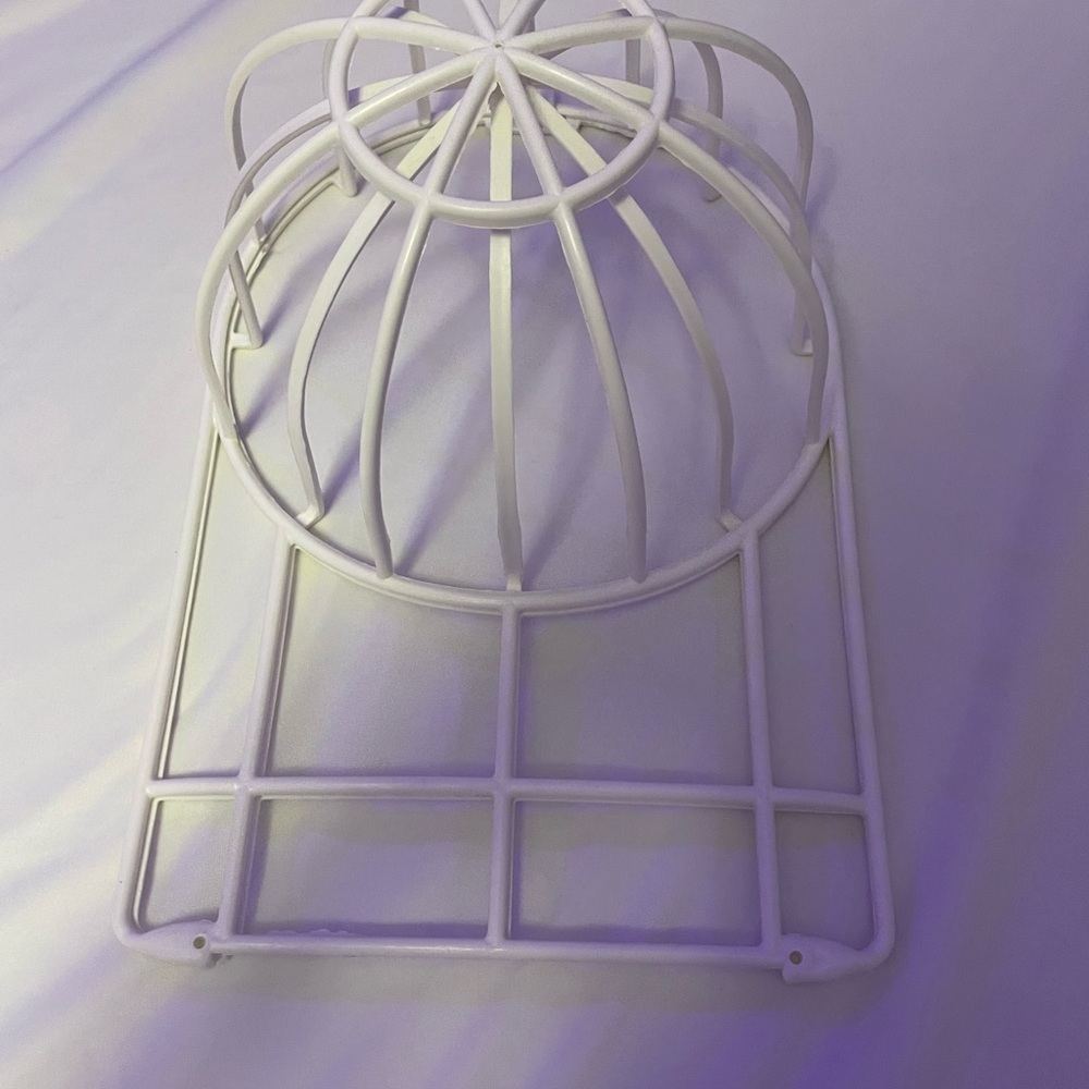 White Metal hat protection and shaper